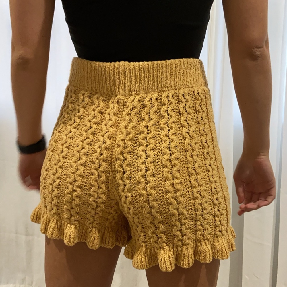 ZARA YELLOW KNIT SHORTS